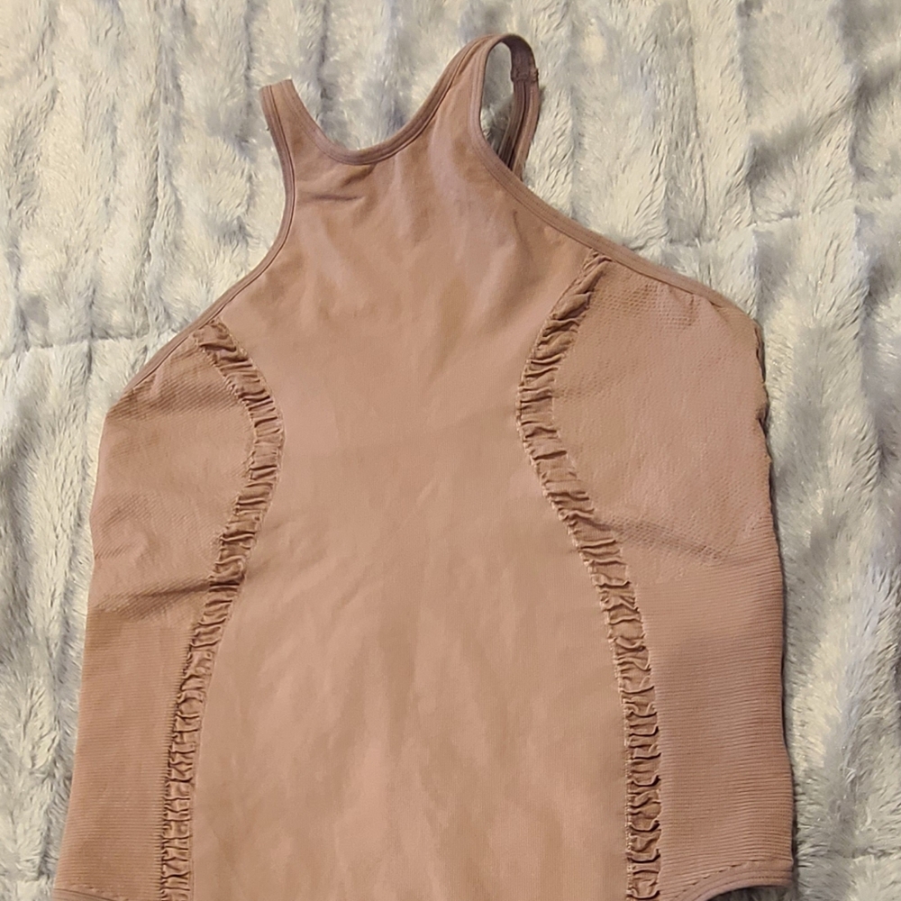 Nike Womens Bodysuit (Tan)